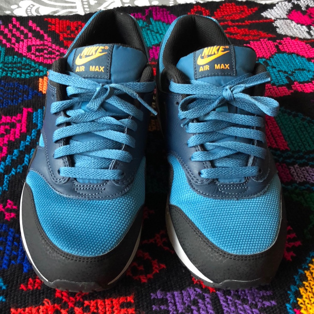 Air max - Picture 2 of 4